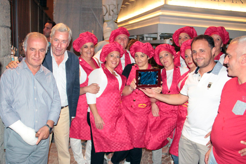 Le volontarie della Pro loco Vitorchiano premiate da Fiorillo