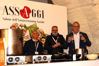Assaggi 2026: ottima prima giornata partita con lo show cooking di Amendola